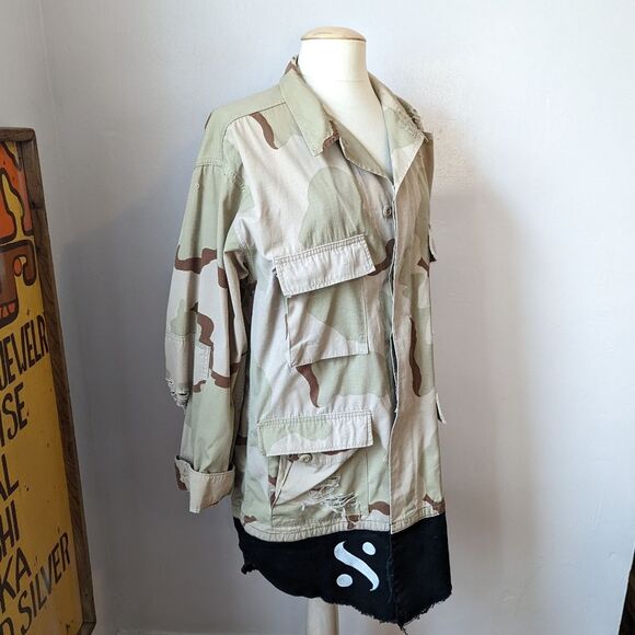 Reworked Painted Camouflage Camo Jacket Size L - Picture 7 of 8